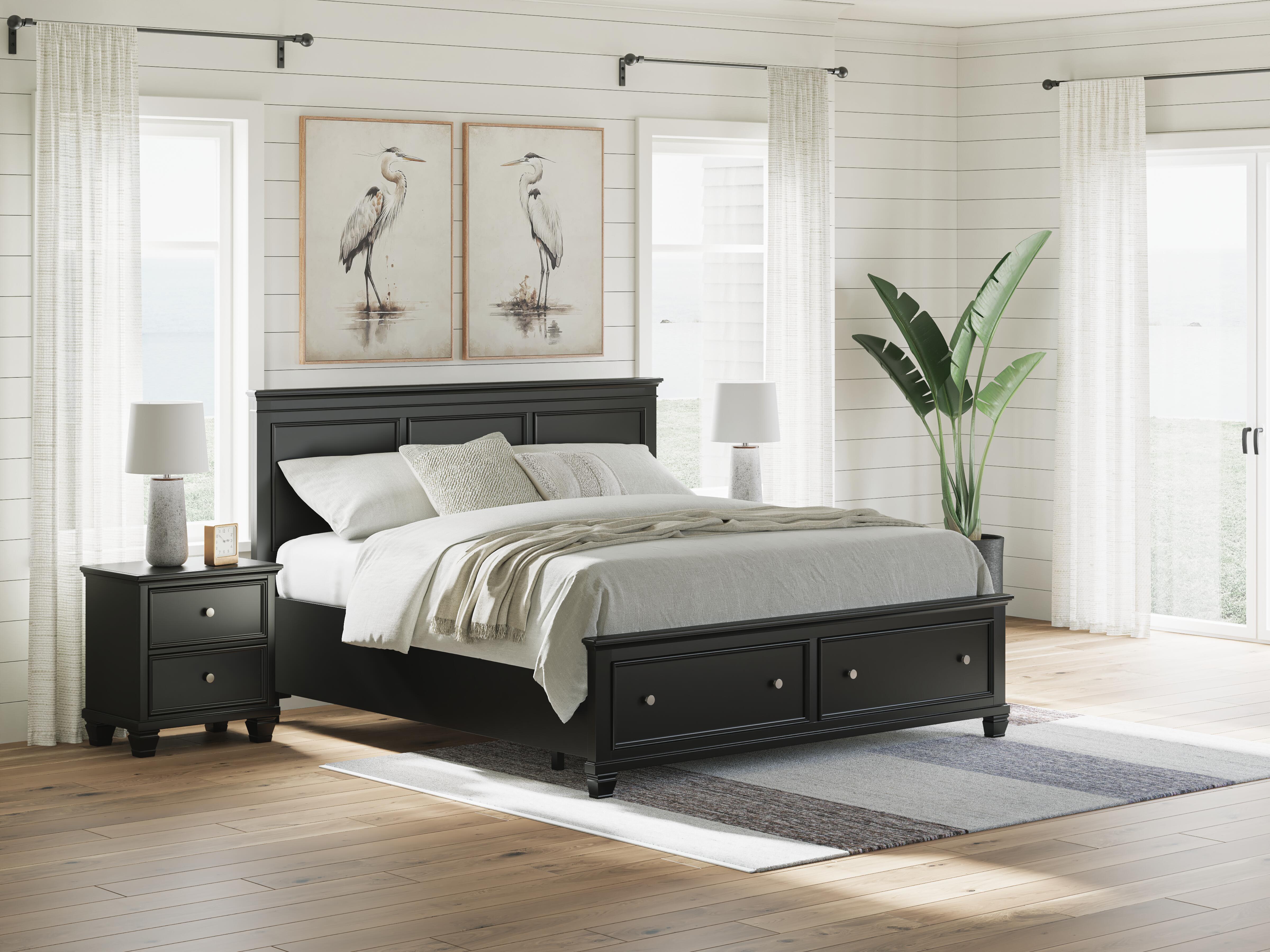 Lanolee Panel Storage Bed