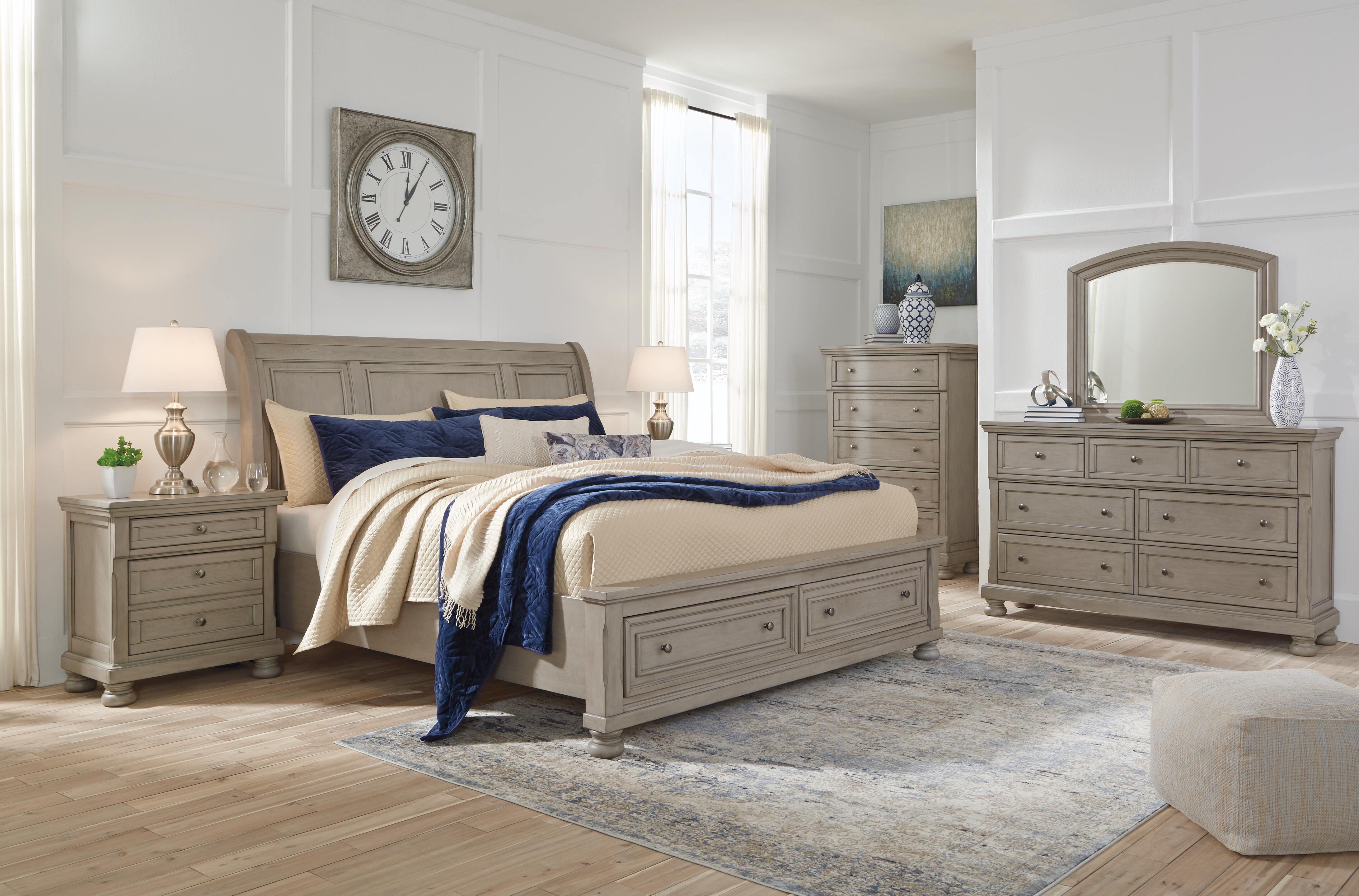 Lettner Sleigh Bed Bedroom Set