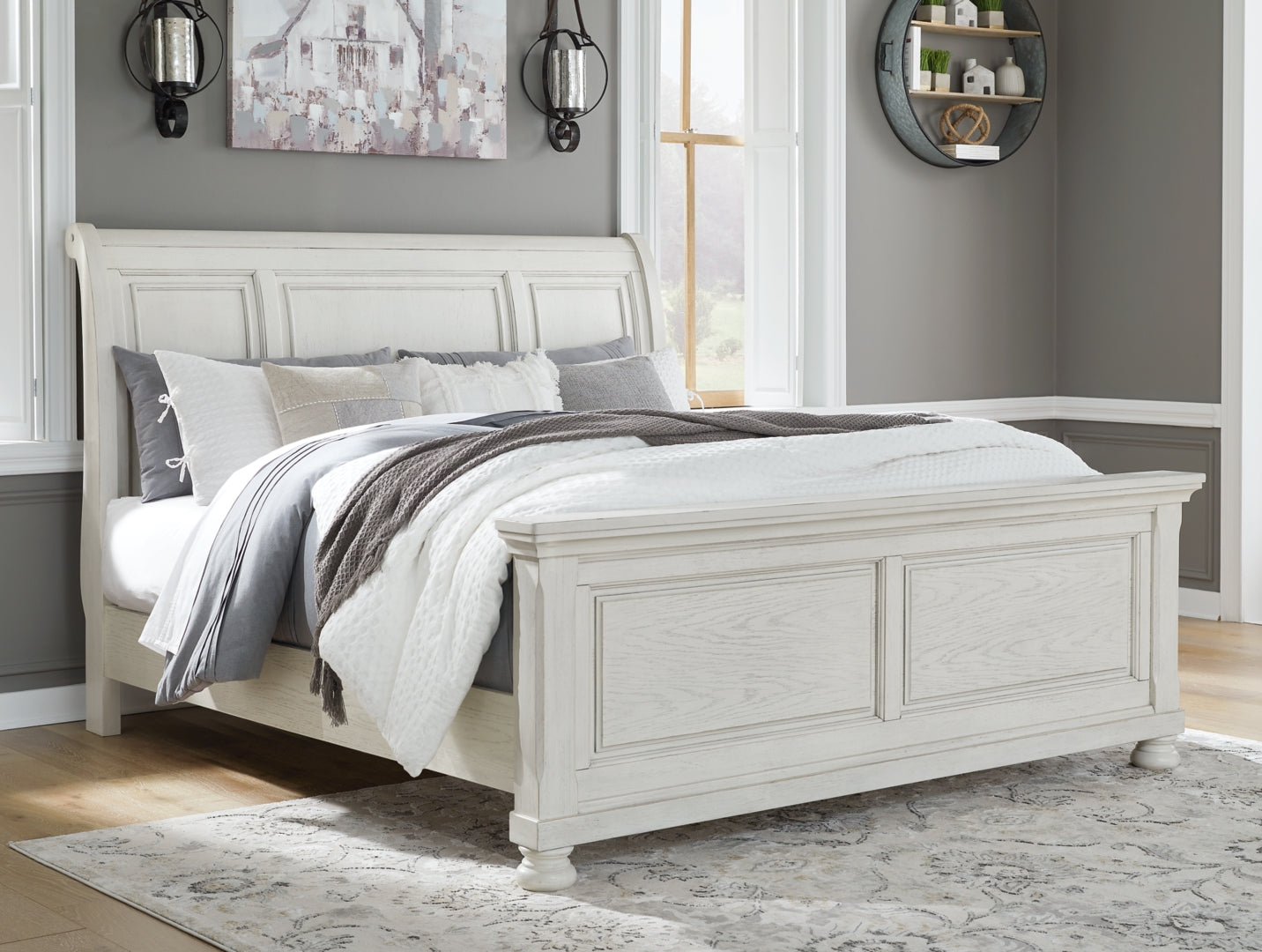 Robbinsdale Sleigh Bed with Storage