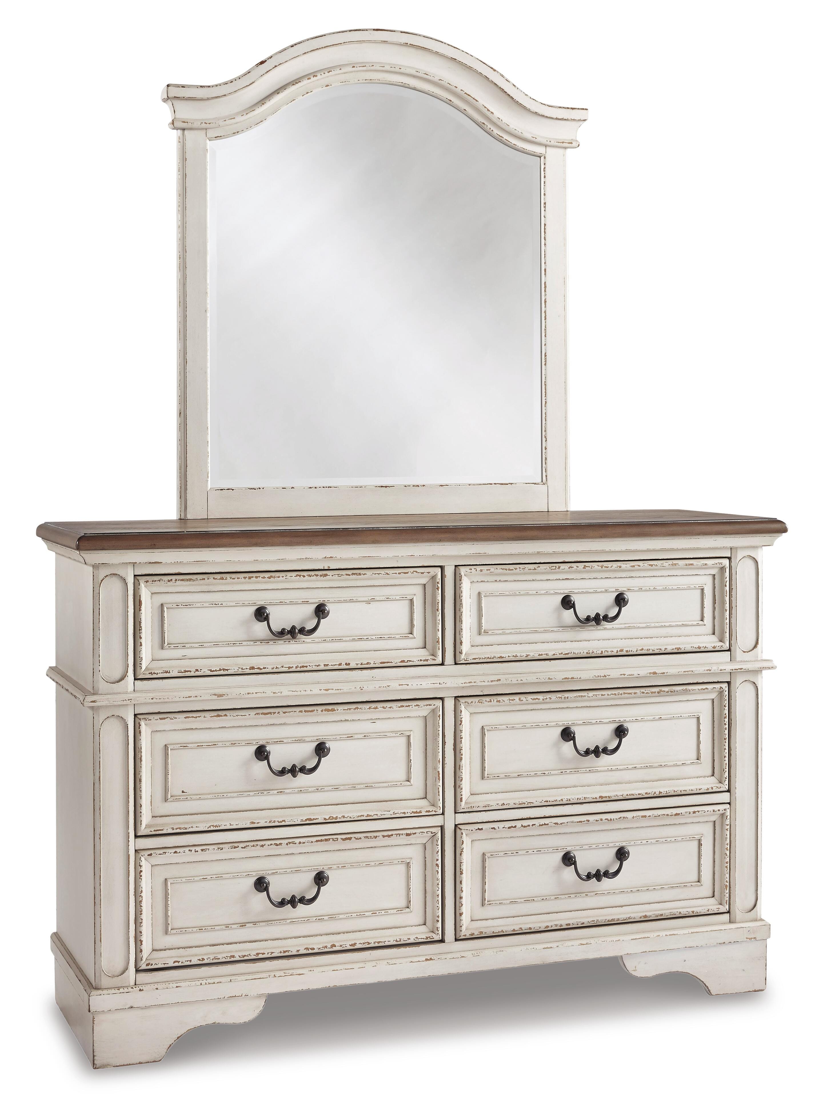Realyn Panel Bed Bedroom Set