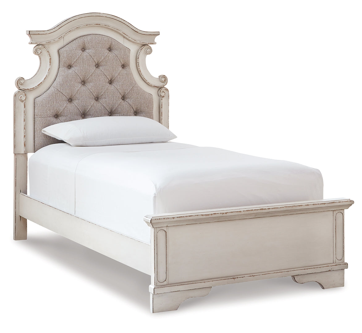 Realyn Upholstered Panel Bed