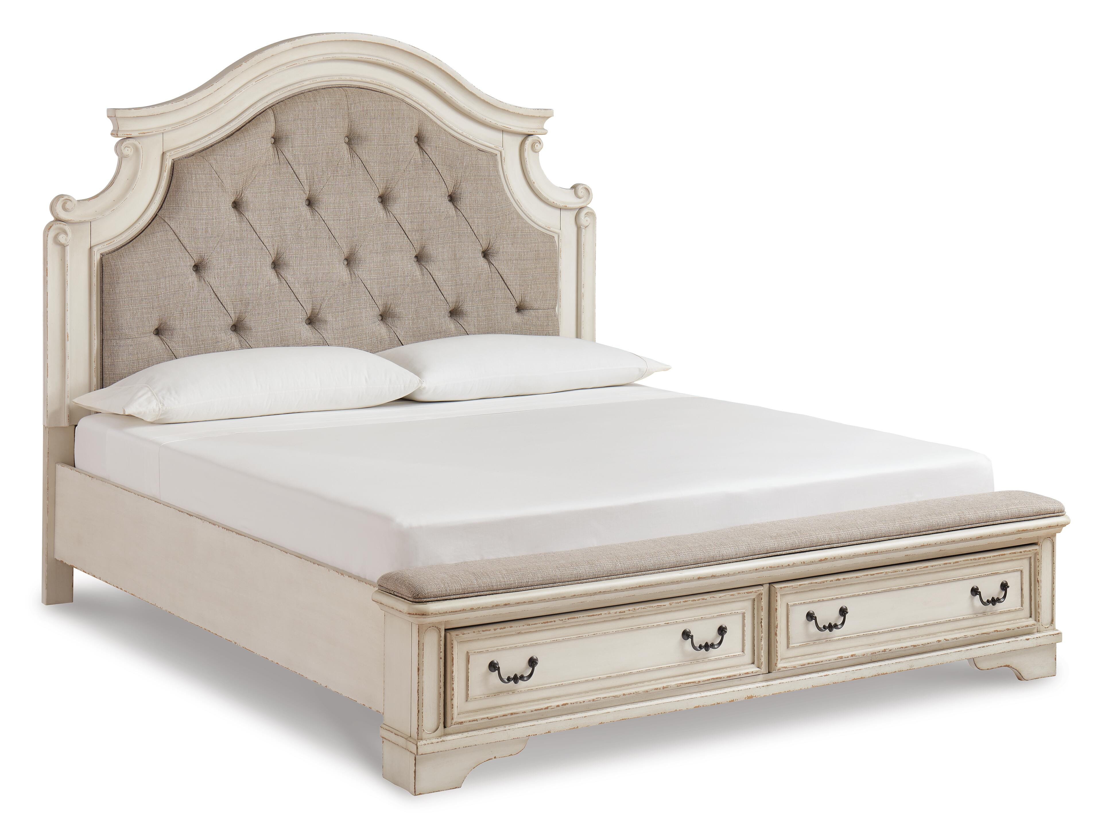 Realyn Upholstered Bed Bedroom Set