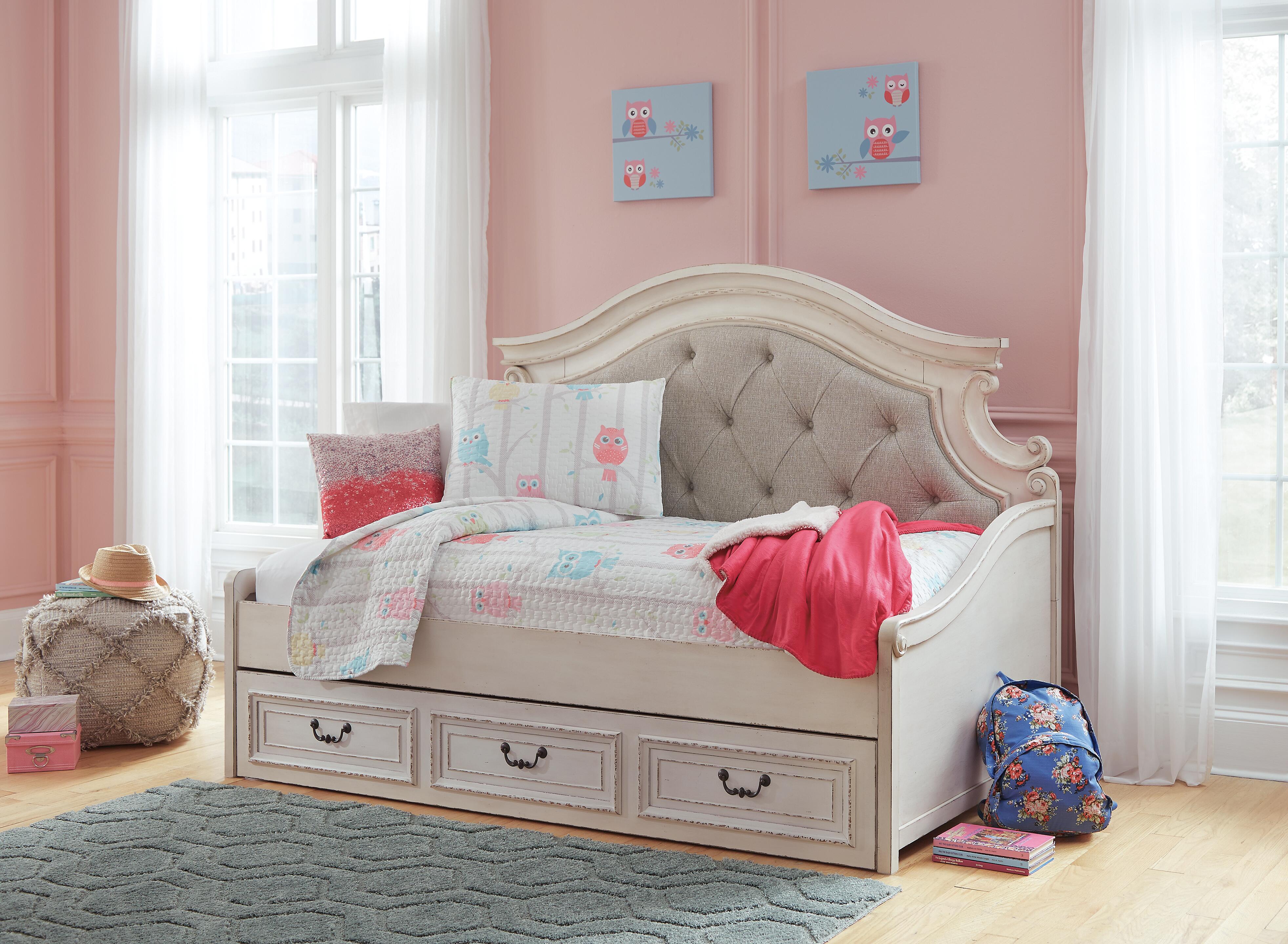 Realyn Day Bed with 1 Large Storage Drawer