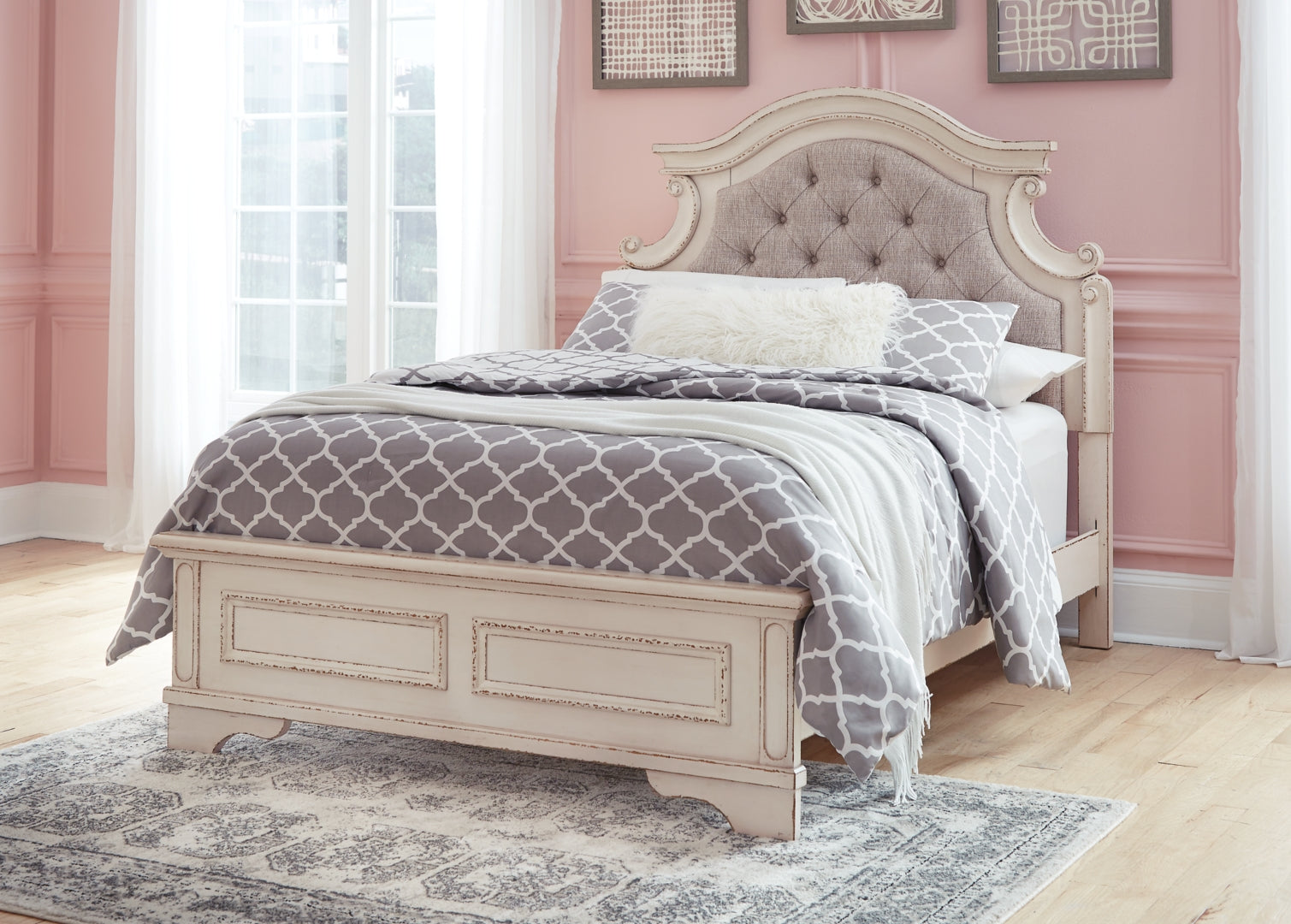 Realyn Upholstered Panel Bed