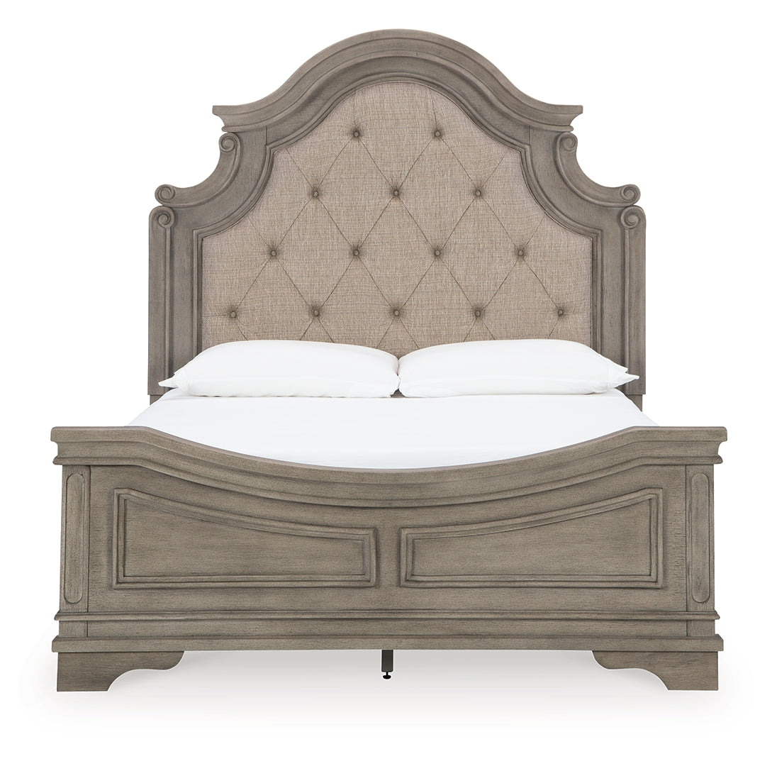 Lodenbay Panel Bed