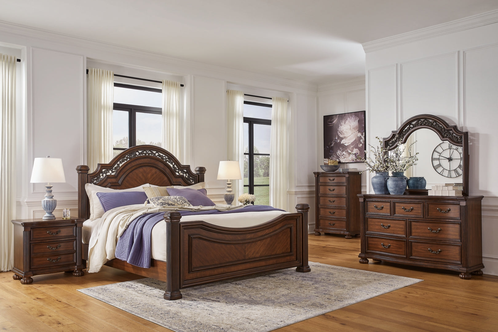 Lavinton Brown Poster Bedroom Set