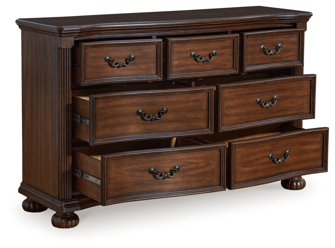 Lavinton Dresser & Chest