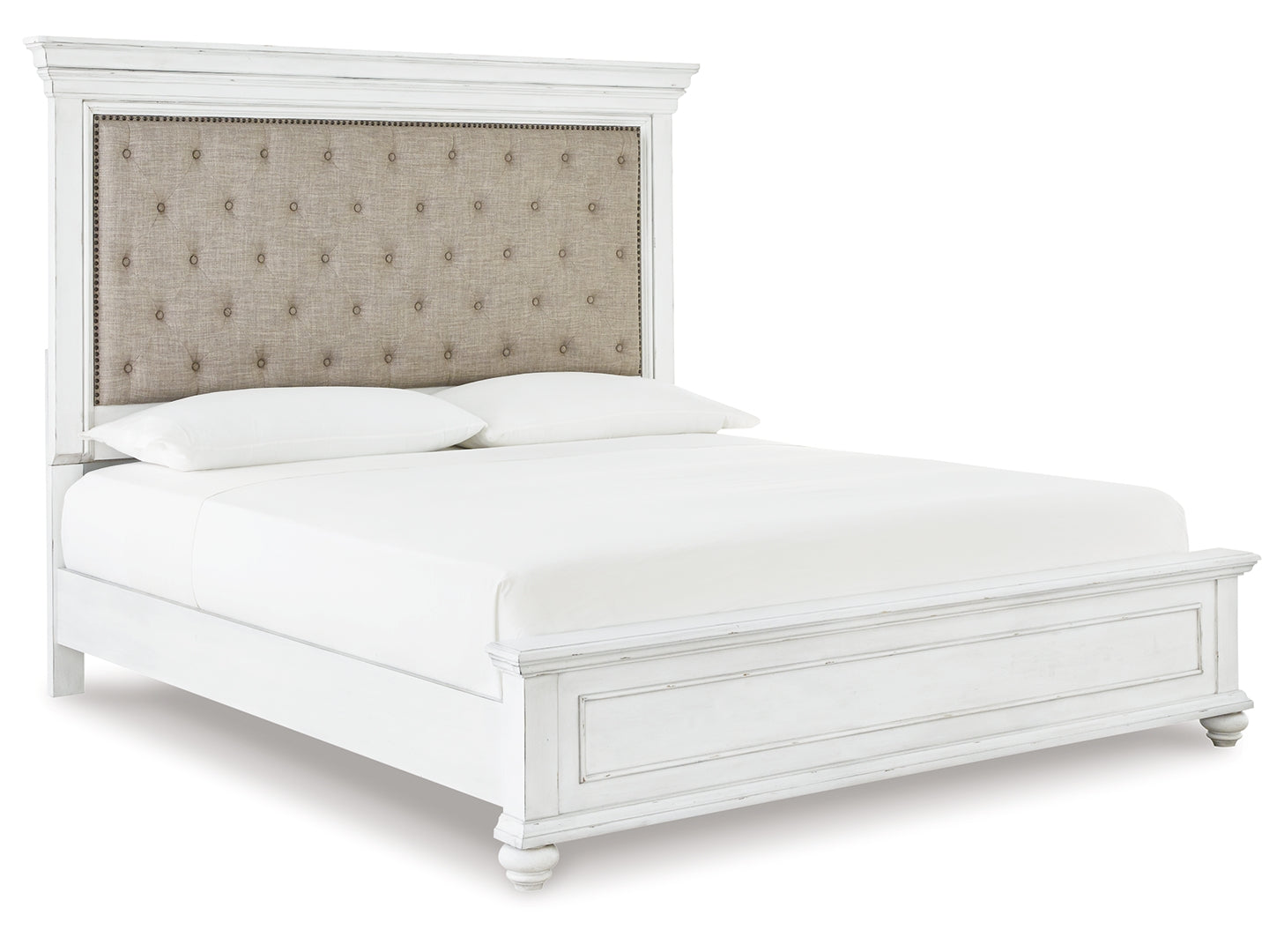 Kanwyn Panel Bed