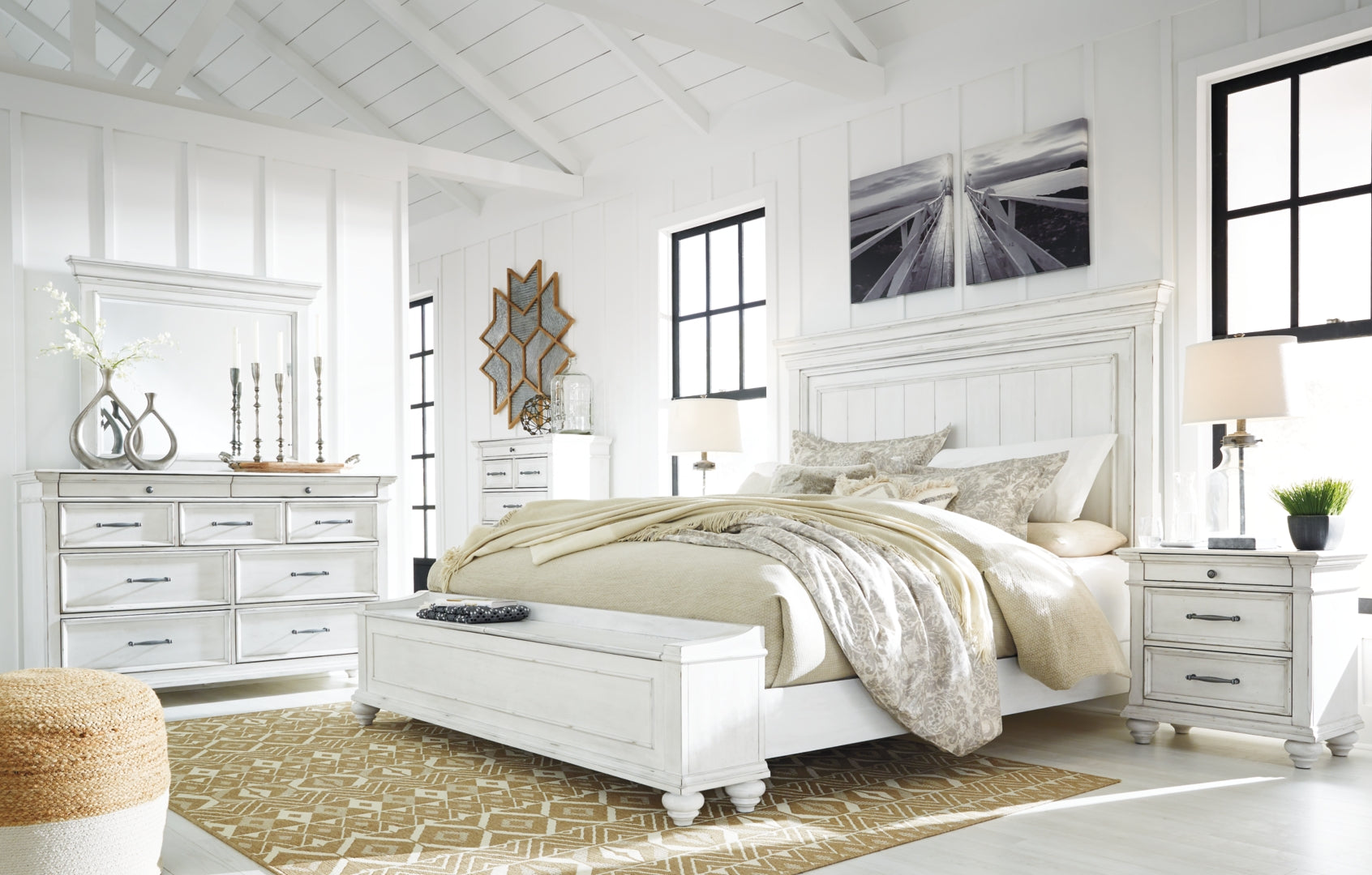 Kanwyn White Panel Bedroom Set