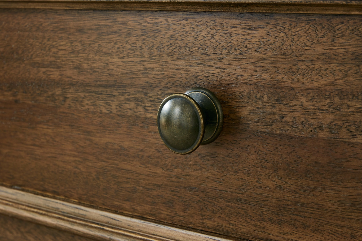 Sturlayne Dresser & Chest