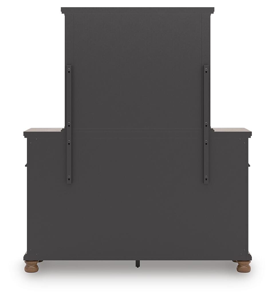 Rowlenstown Poster Bed Bedroom Set