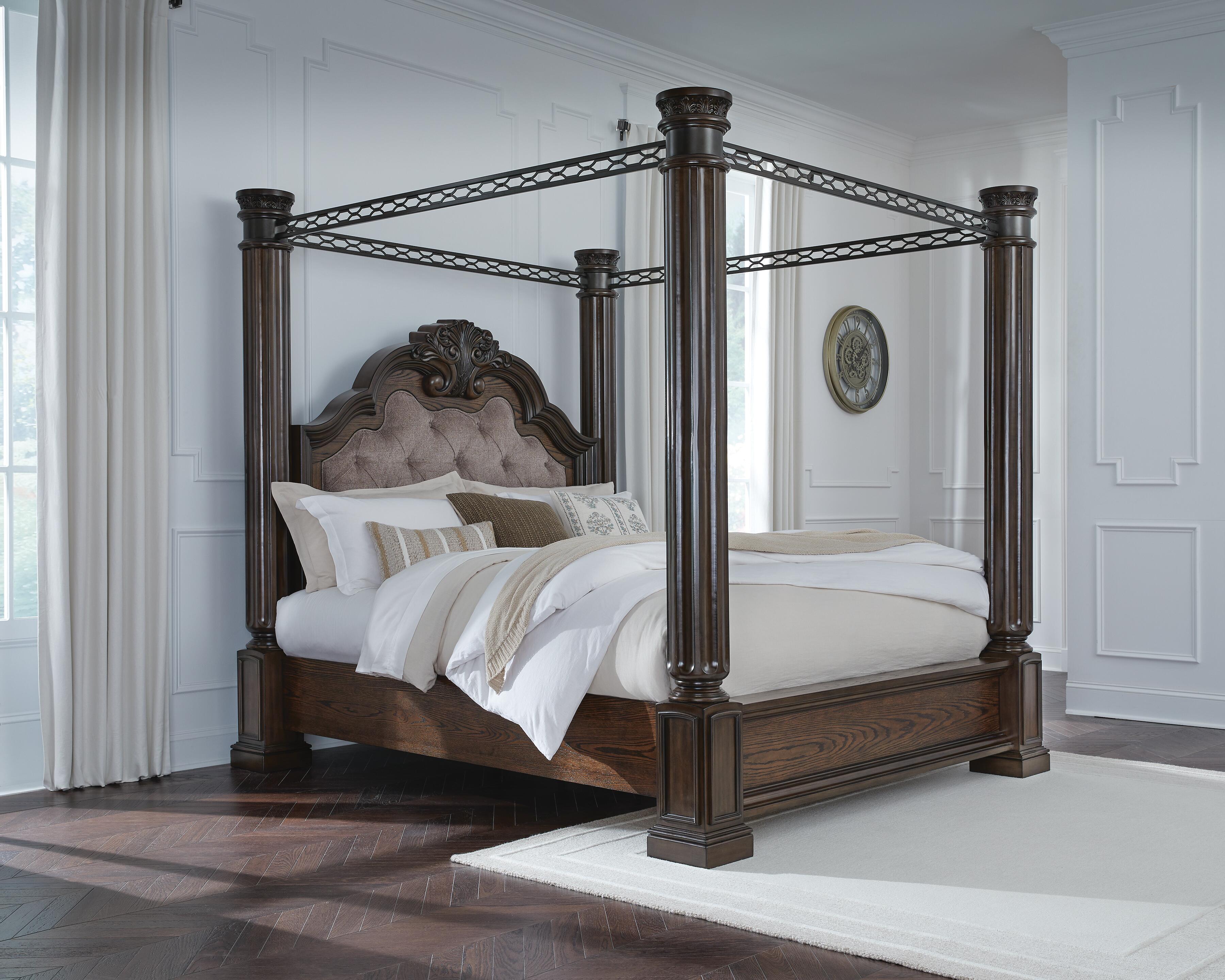 Maylee Canopy Bed Bedroom Set