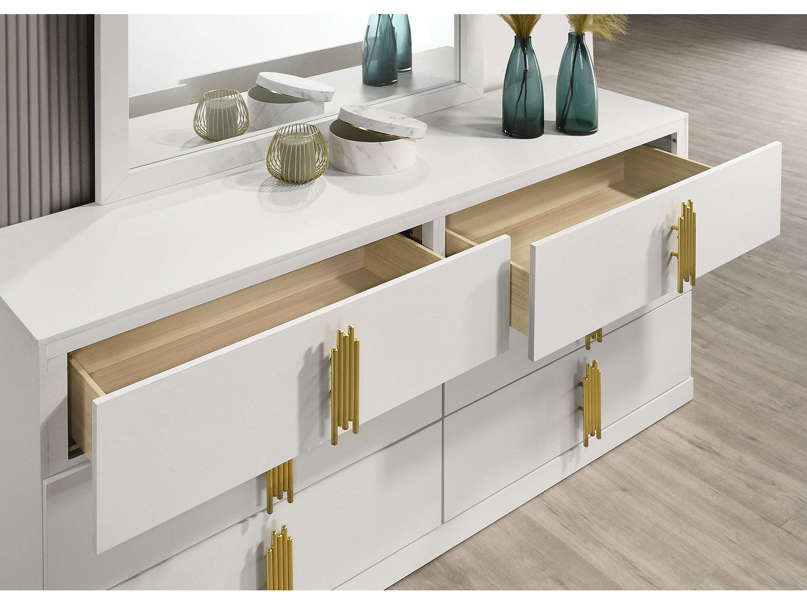 Basildon White/Gold Dresser