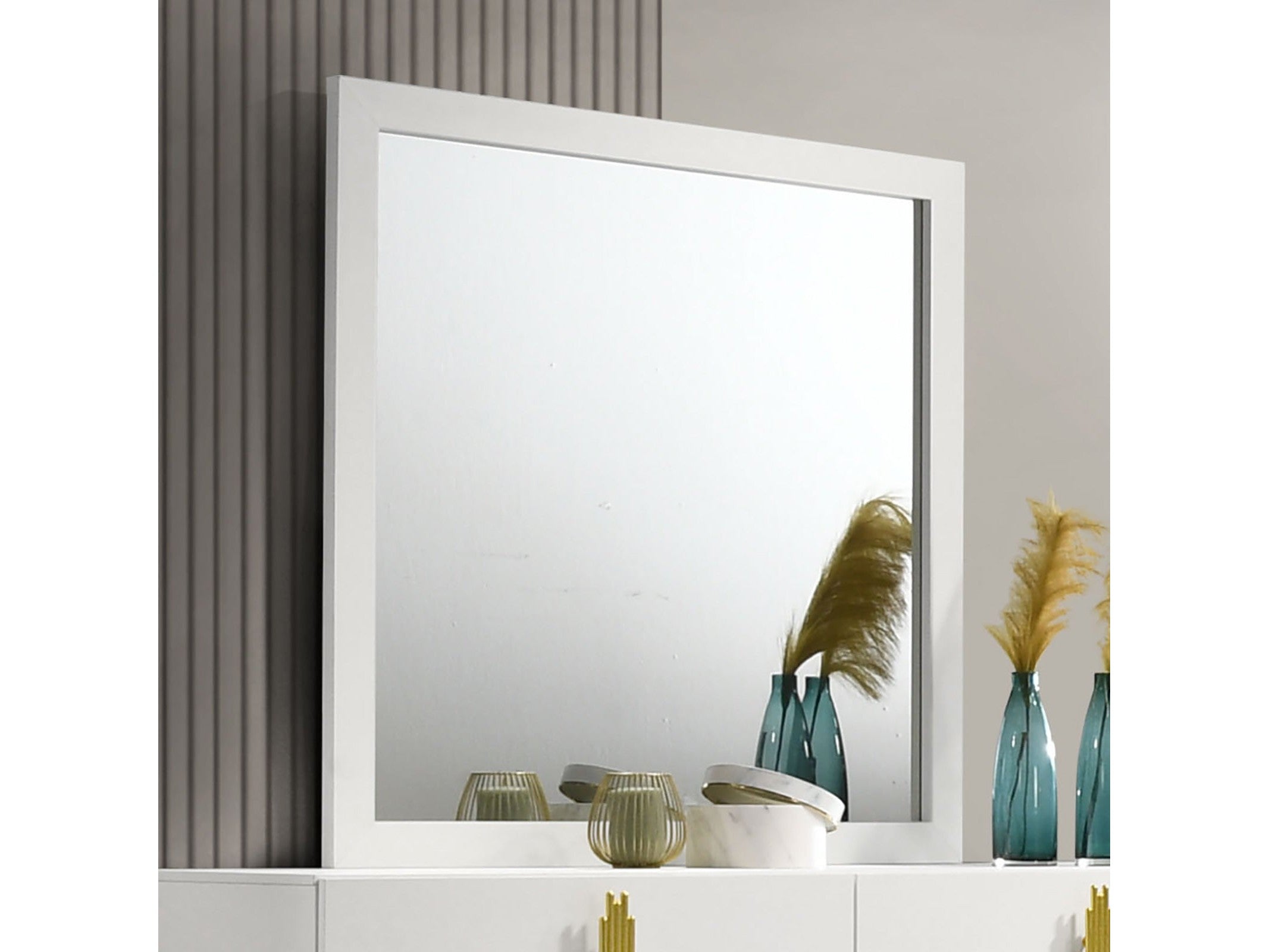 Basildon White/Gold Mirror