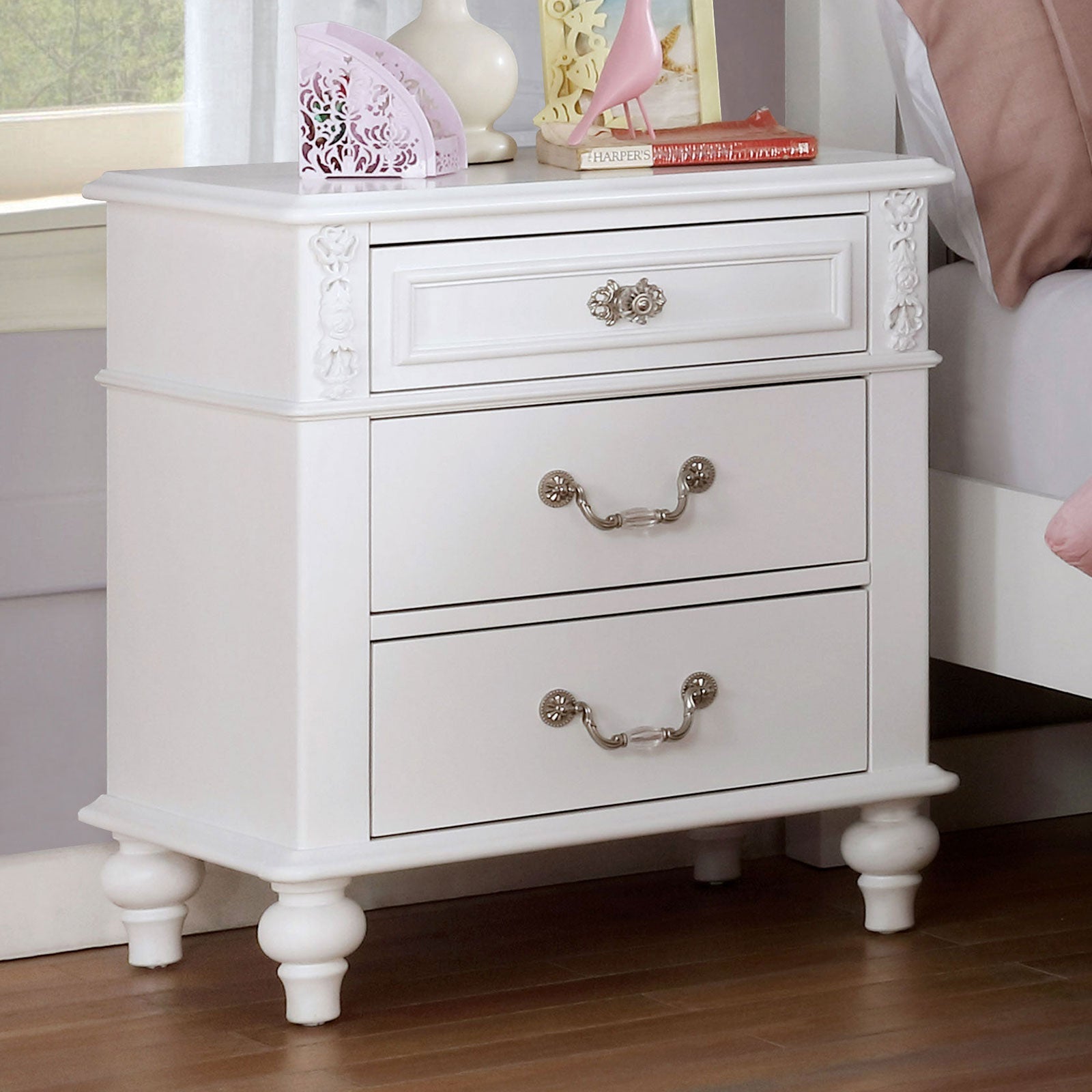 Belva White 4 Pc. Twin Bedroom Set