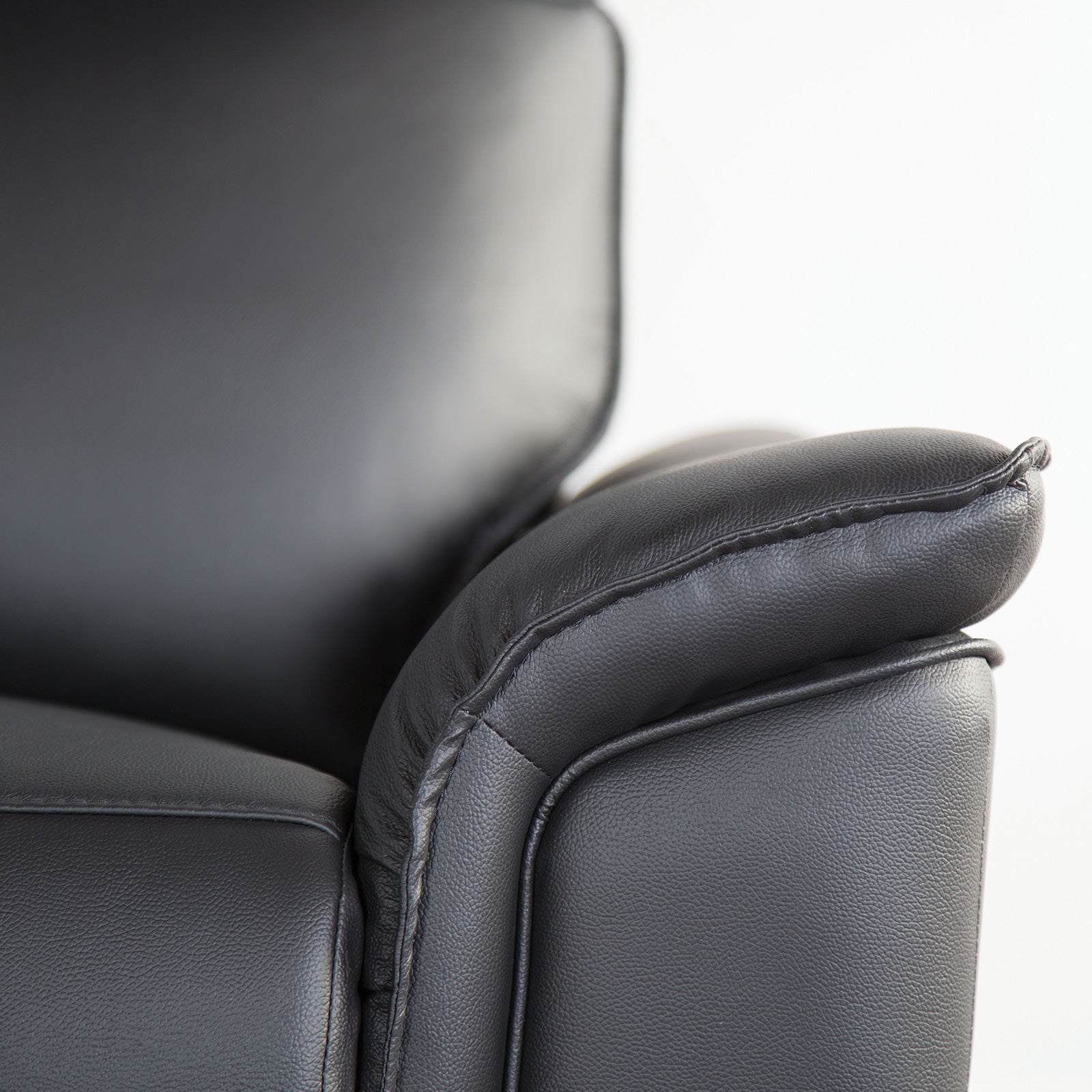 Bienne Black Recliner