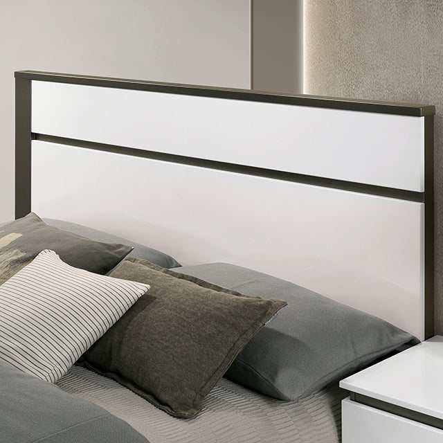 Birsfelden White/Metallic Gray California King Bed