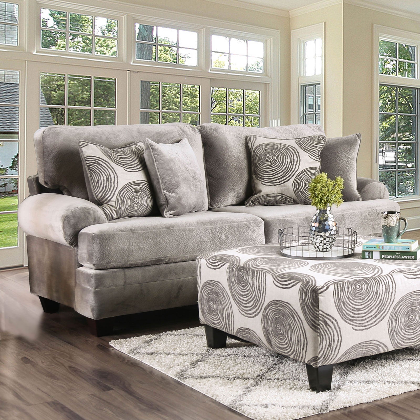 Bonaventura Gray/Pattern Sofa & Loveseat