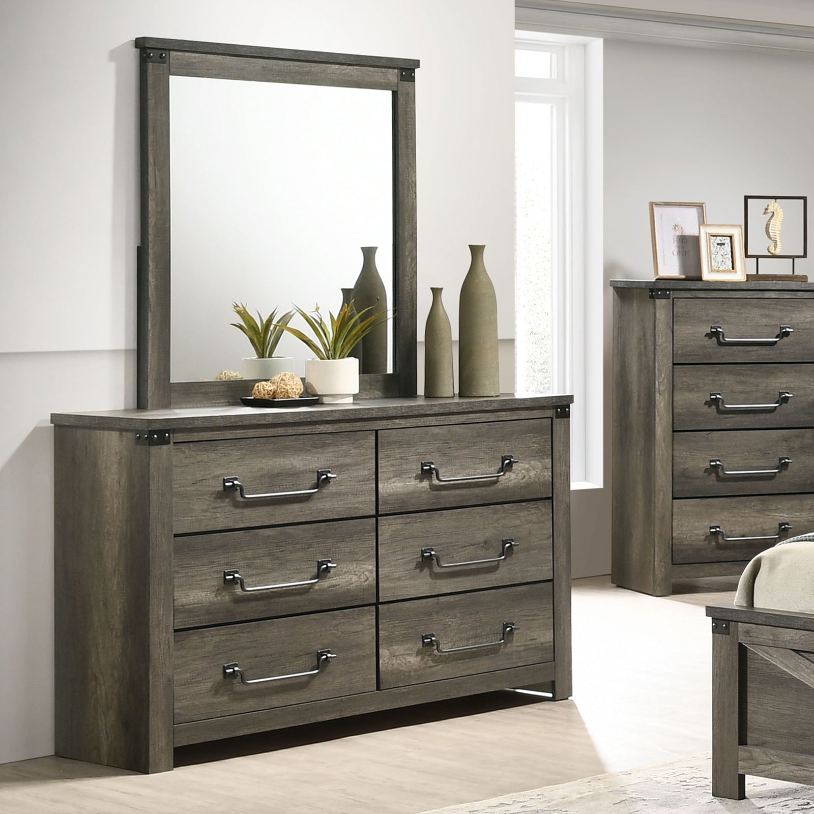 Britonale Gray Mirror