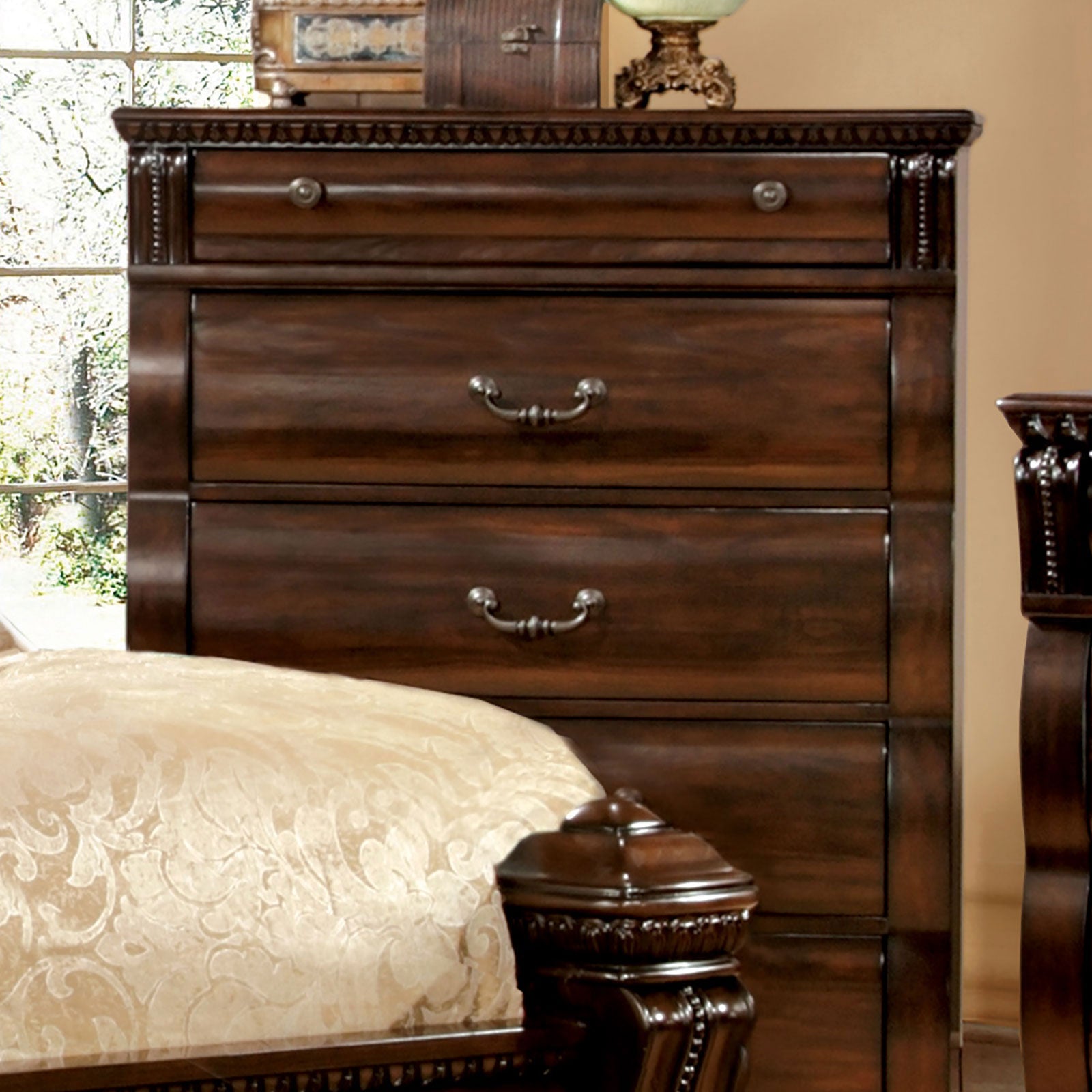 Burleigh Cherry 5 Pc. Queen Bedroom Set w/ Chest