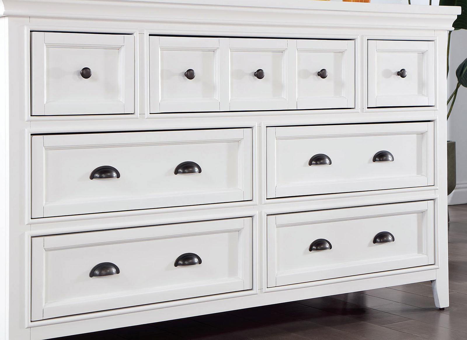 Castile White 4 Pc. Queen Bedroom Set