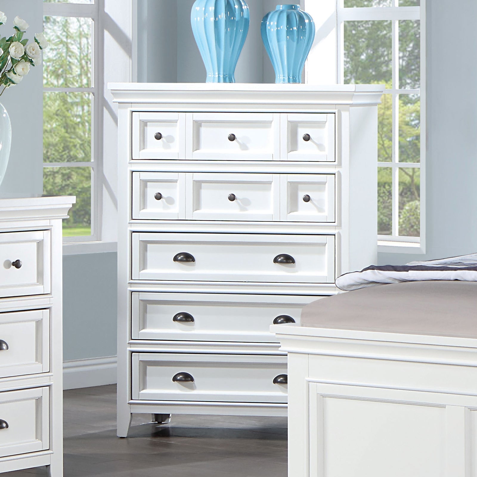 Castile White 5 Pc. Queen Bedroom Set w/ Chest