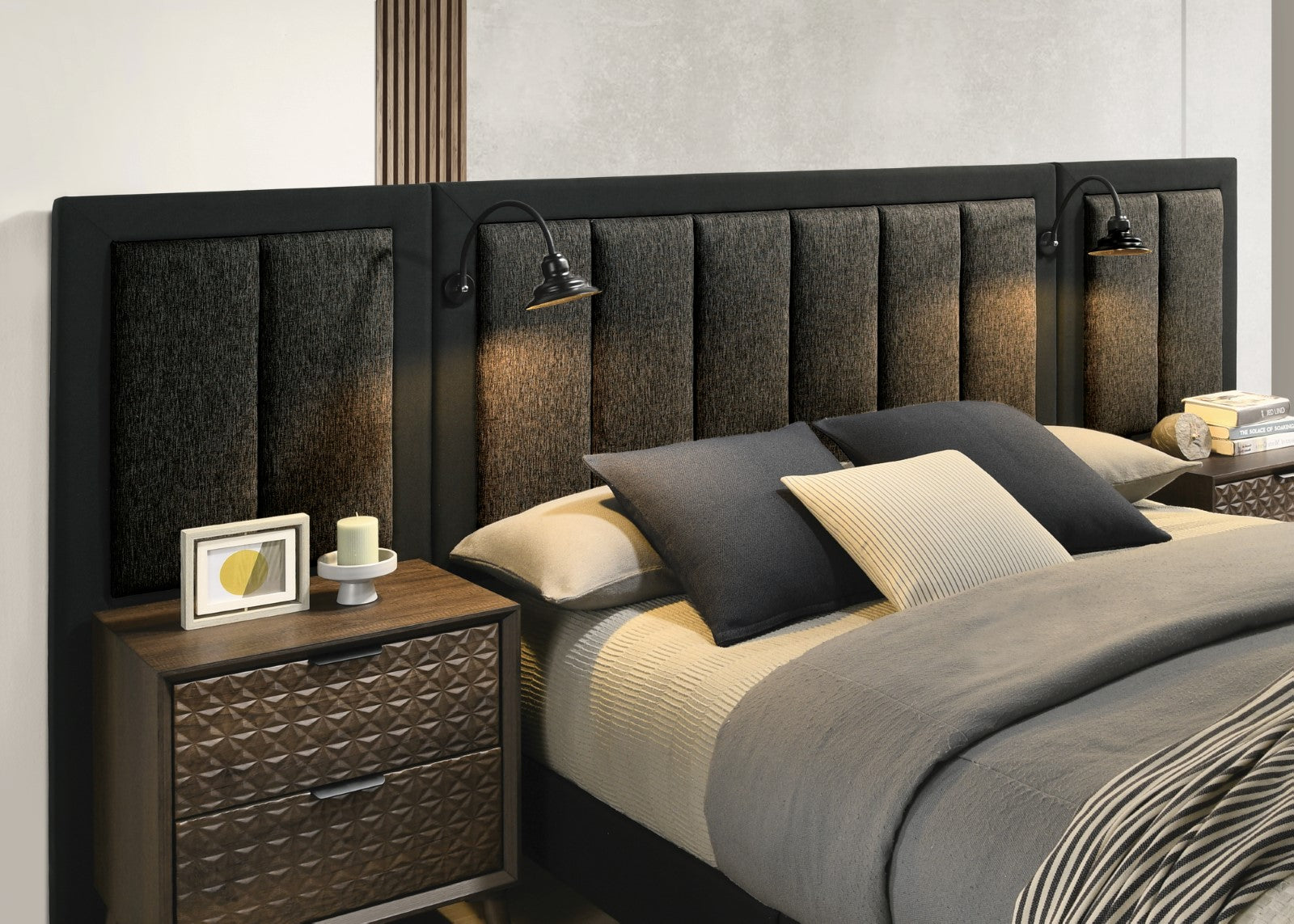 Chalfont Dark Brown Queen Bed