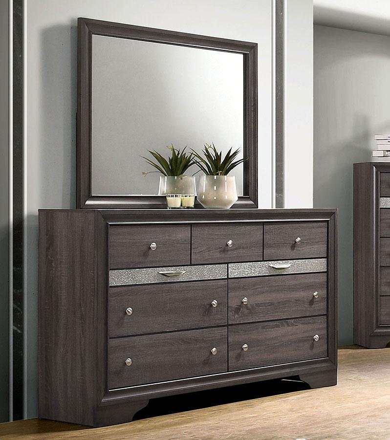 Chrissy Gray 5pc Queen Bedroom Set (1 Nightstand)