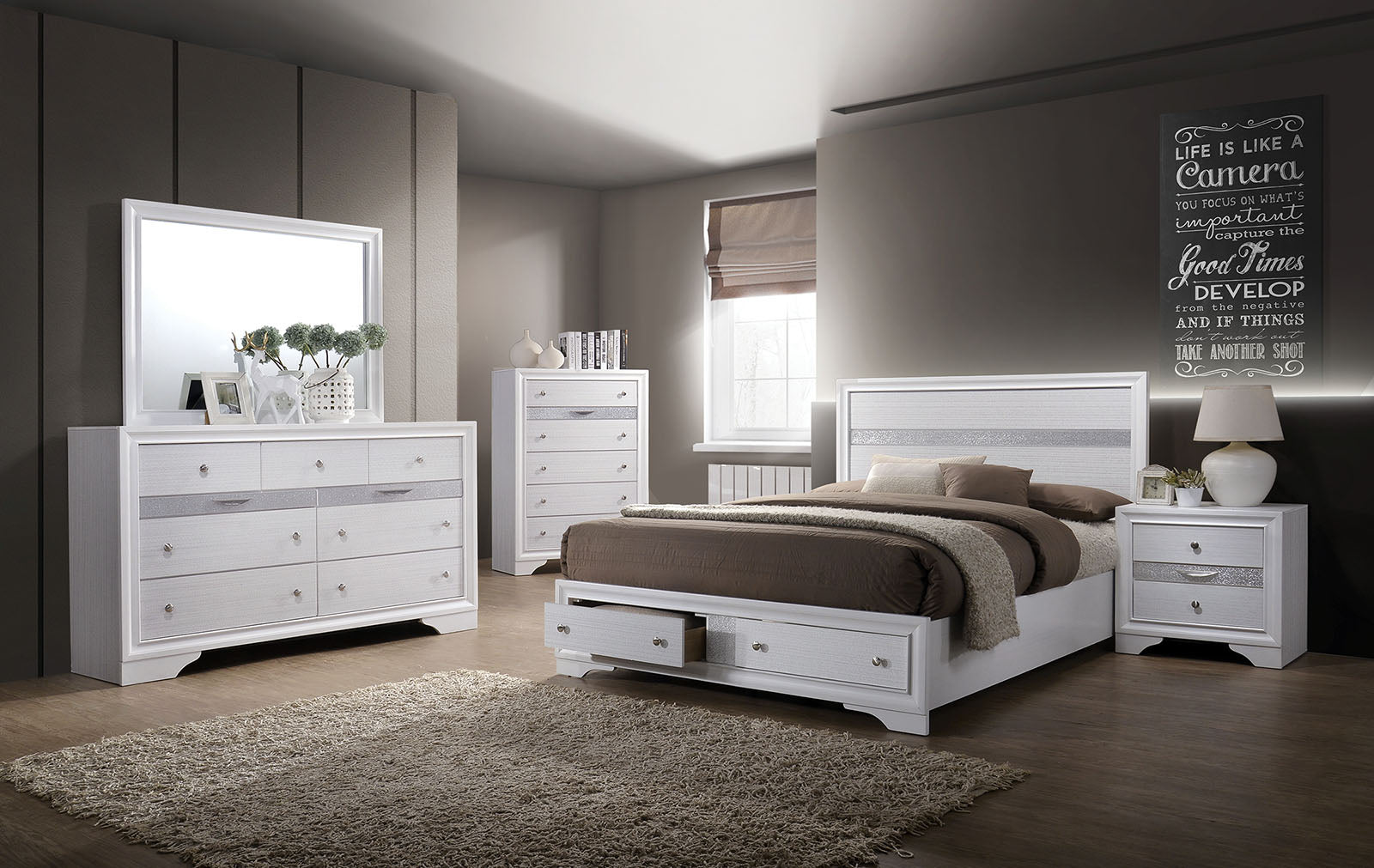 Chrissy White Full Bed