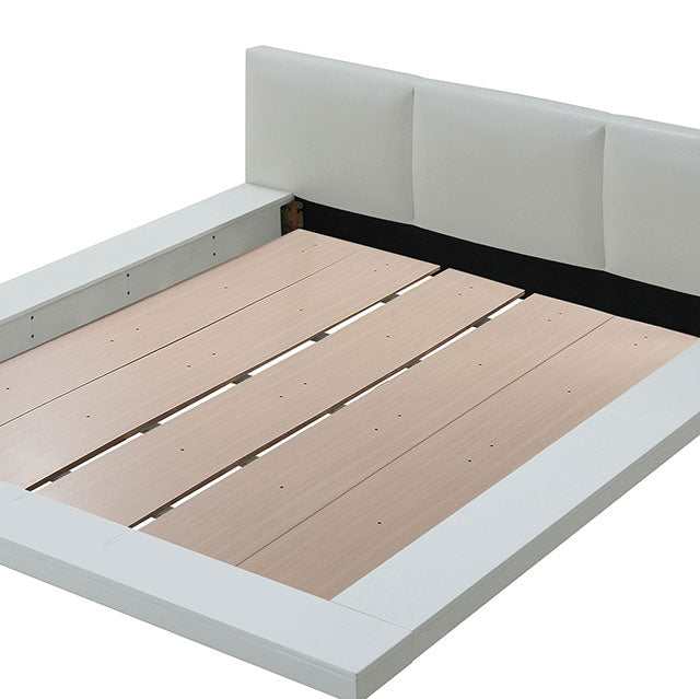 Christie White Eastern King Bed