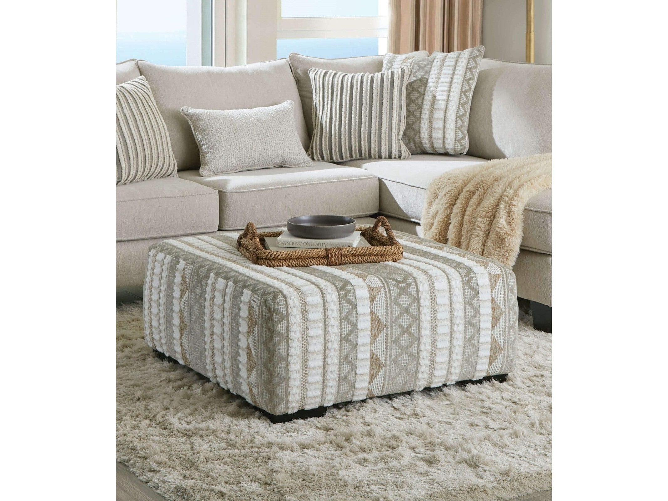 Clapham Beige/Ivory Ottoman