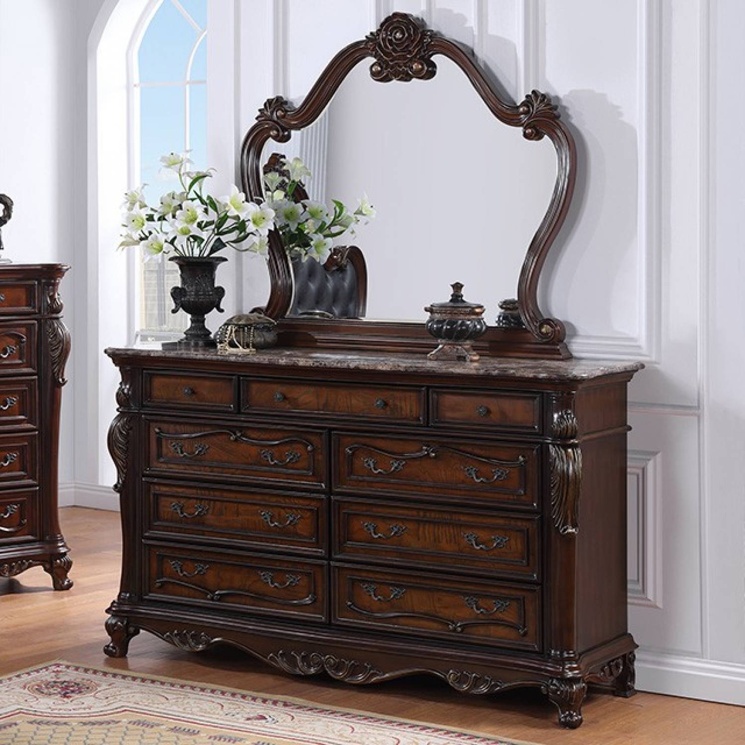 Cremona Dark Cherry 5 Pc. Queen Leatherette Bedroom Set w/ Chest