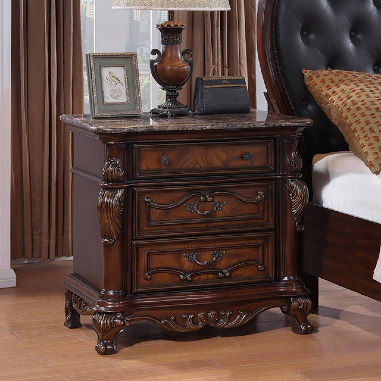 Cremona Dark Cherry 5 Pc. Queen Leatherette Bedroom Set w/ Chest
