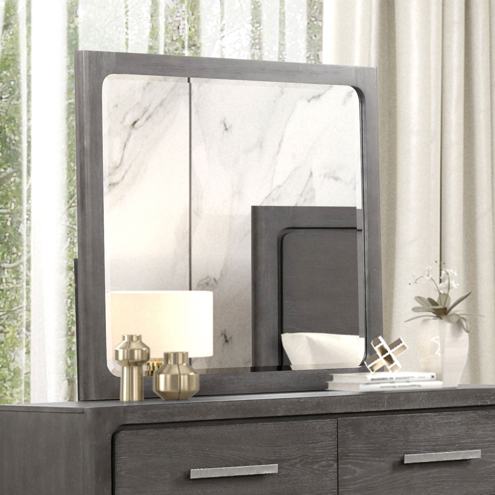 Crowthorne Warm Gray Queen 4 Piece Bedroom Set