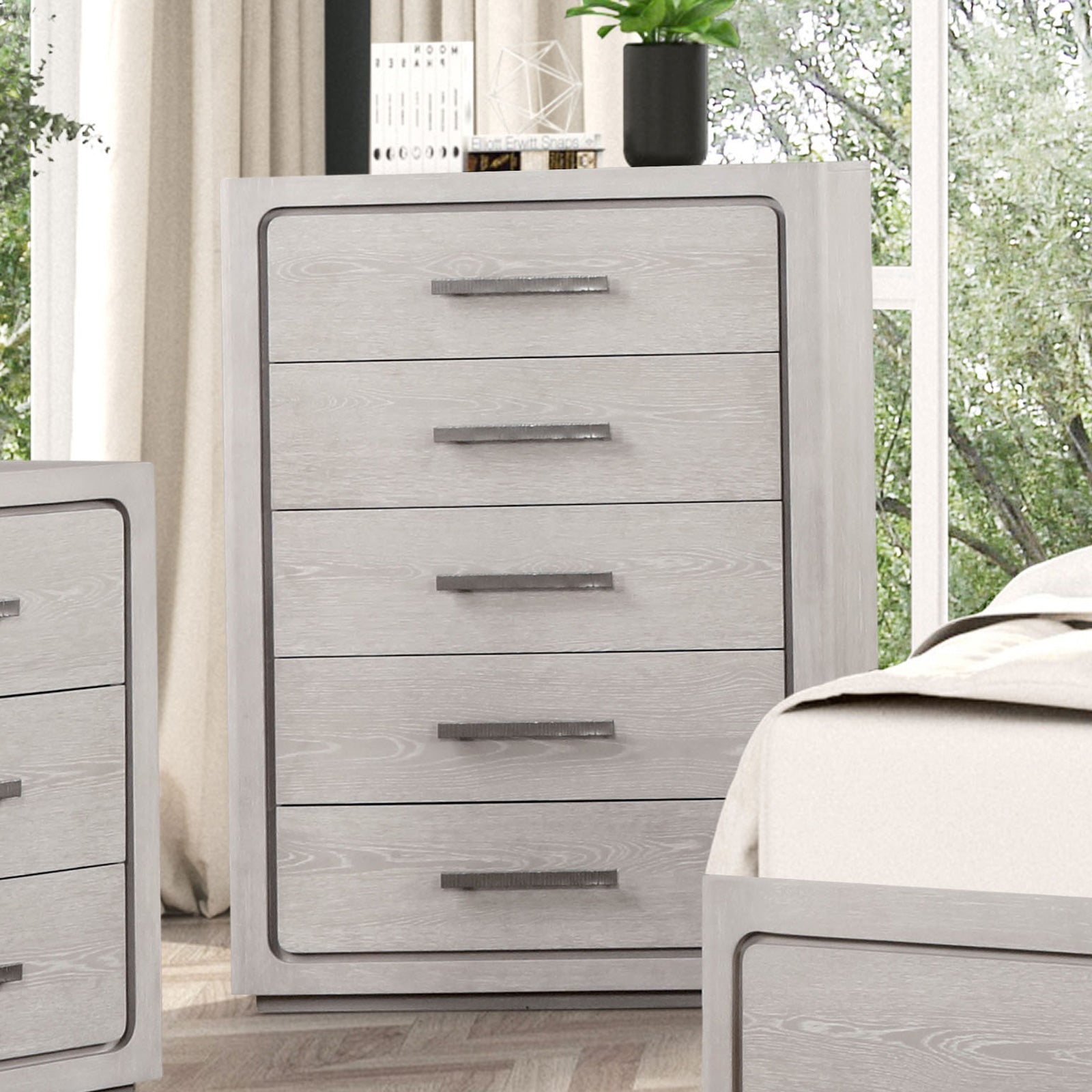 Crowthorne White Oak Queen 5 Piece Bedroom Set w/Chest