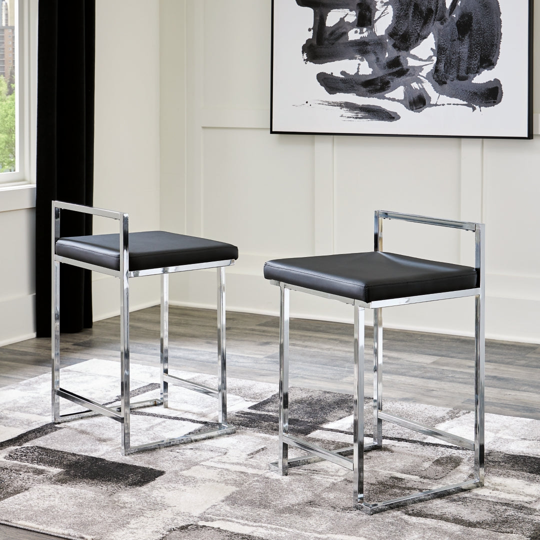 Madanere Tall UPH Stool (2/CN)