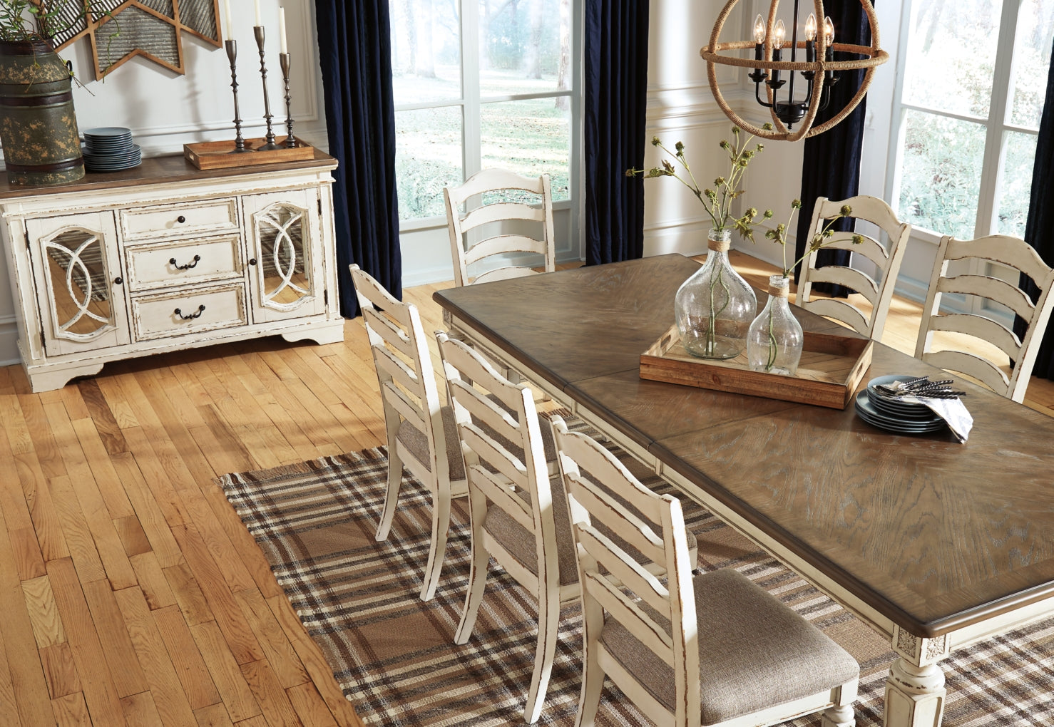 Realyn RECT Dining Room Extension Table