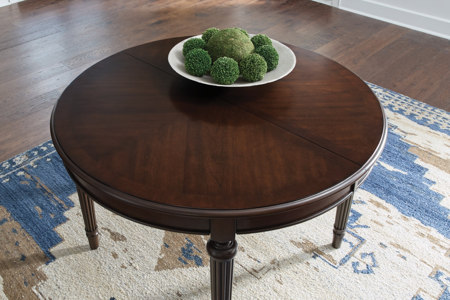 Lavinton Dining Set (Up to 6 Chairs)