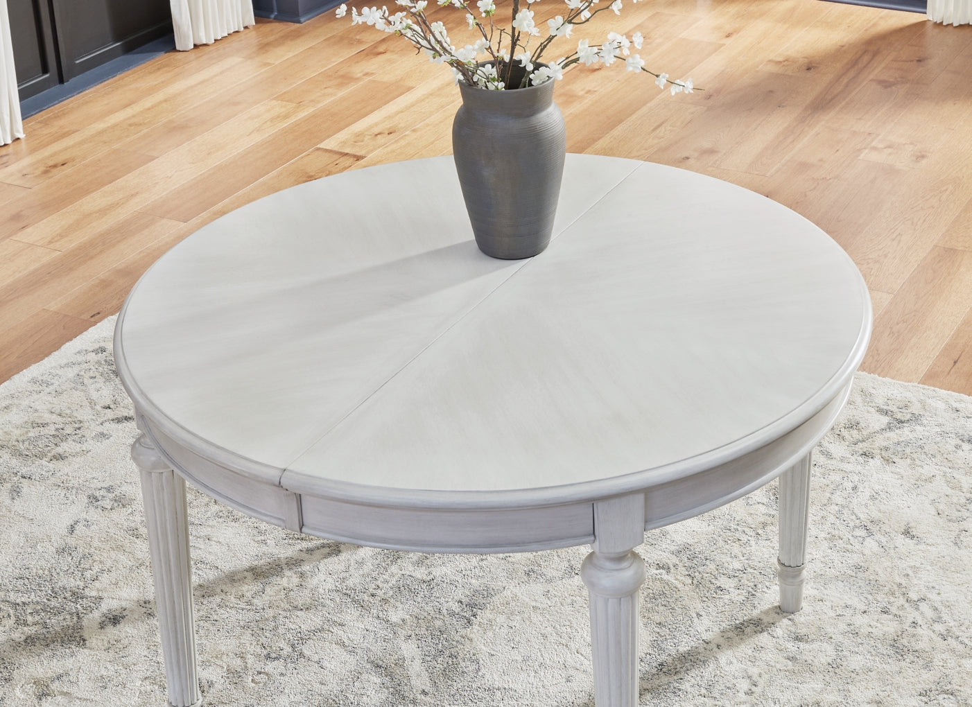 Montelaine Dining Set (Up to 6 Chairs)