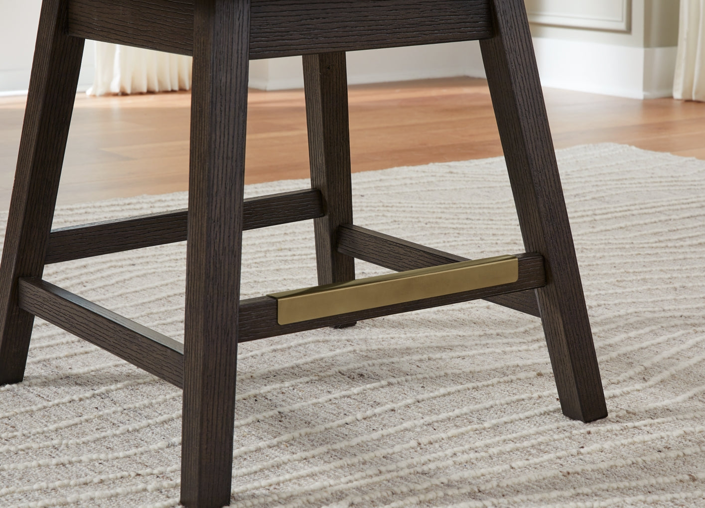 Burkhaus Dining Set (Up to 8 Chairs)