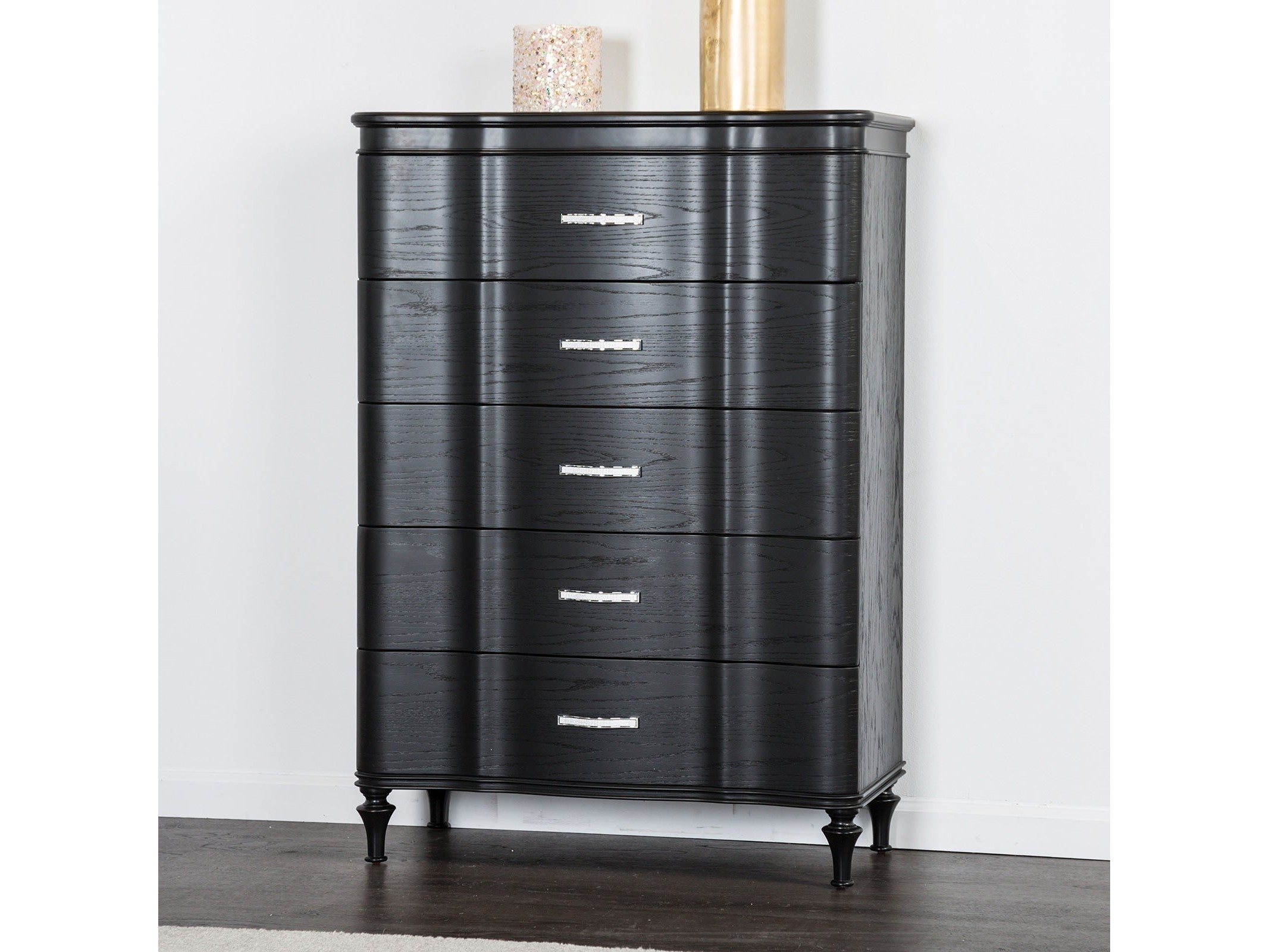 Eleanora Black Chest