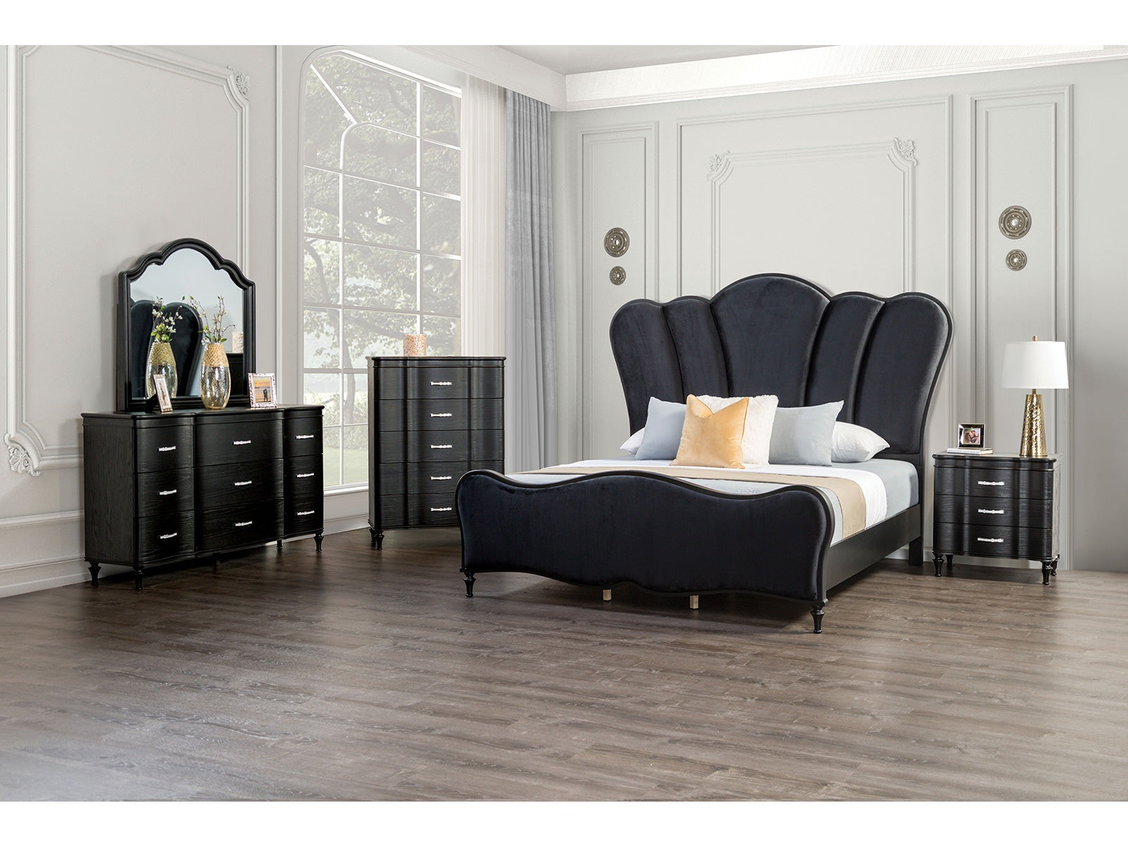 Eleanora Black Queen 5 Piece Bedroom Set w/Chest