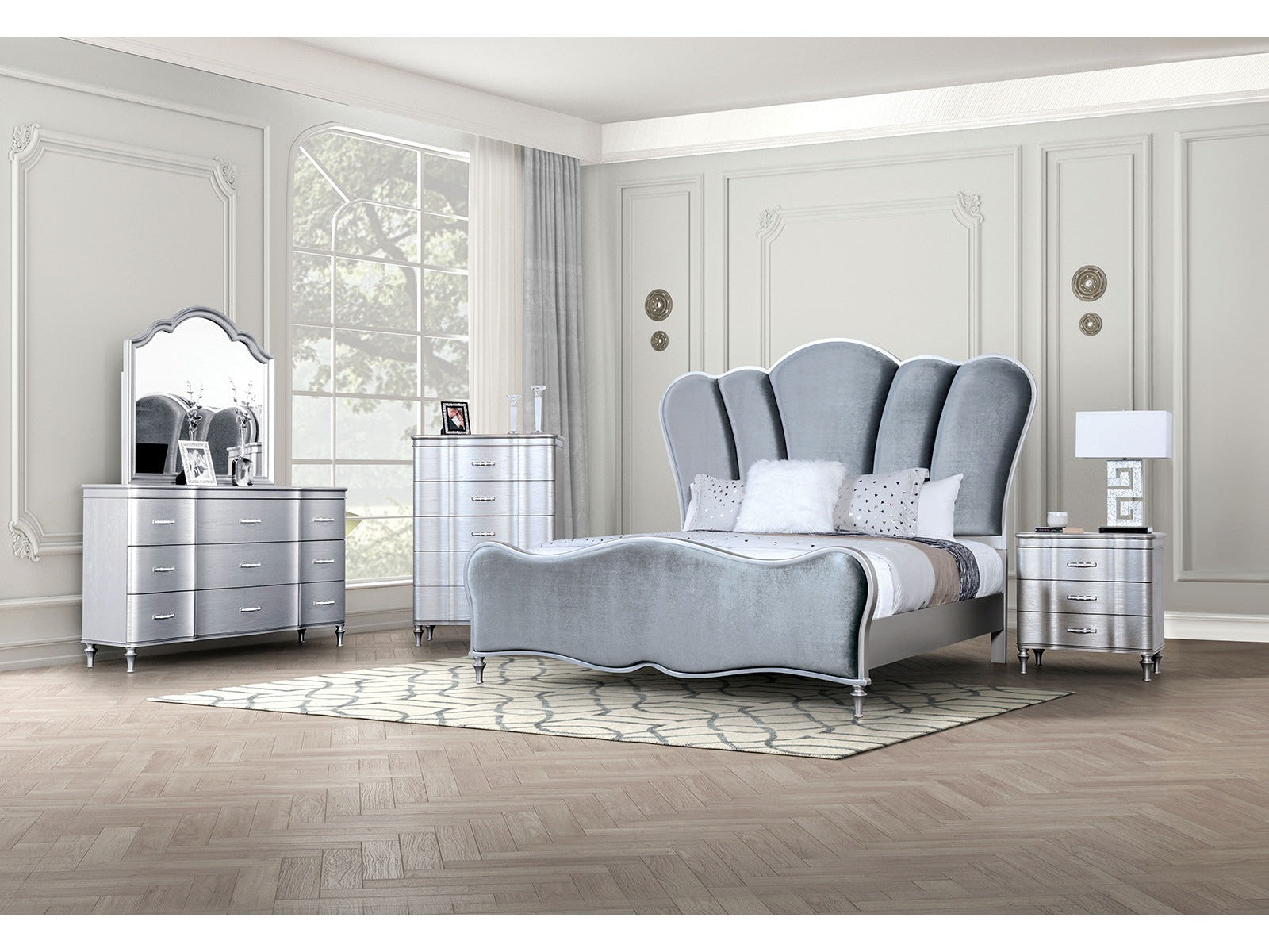 Eleanora Silver Queen 5 Piece Bedroom Set w/2 Nightstands