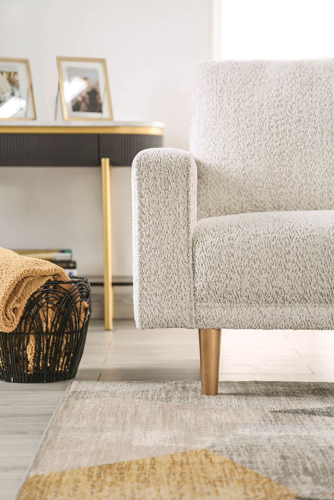 Elverum Off-White Sofa & Loveseat