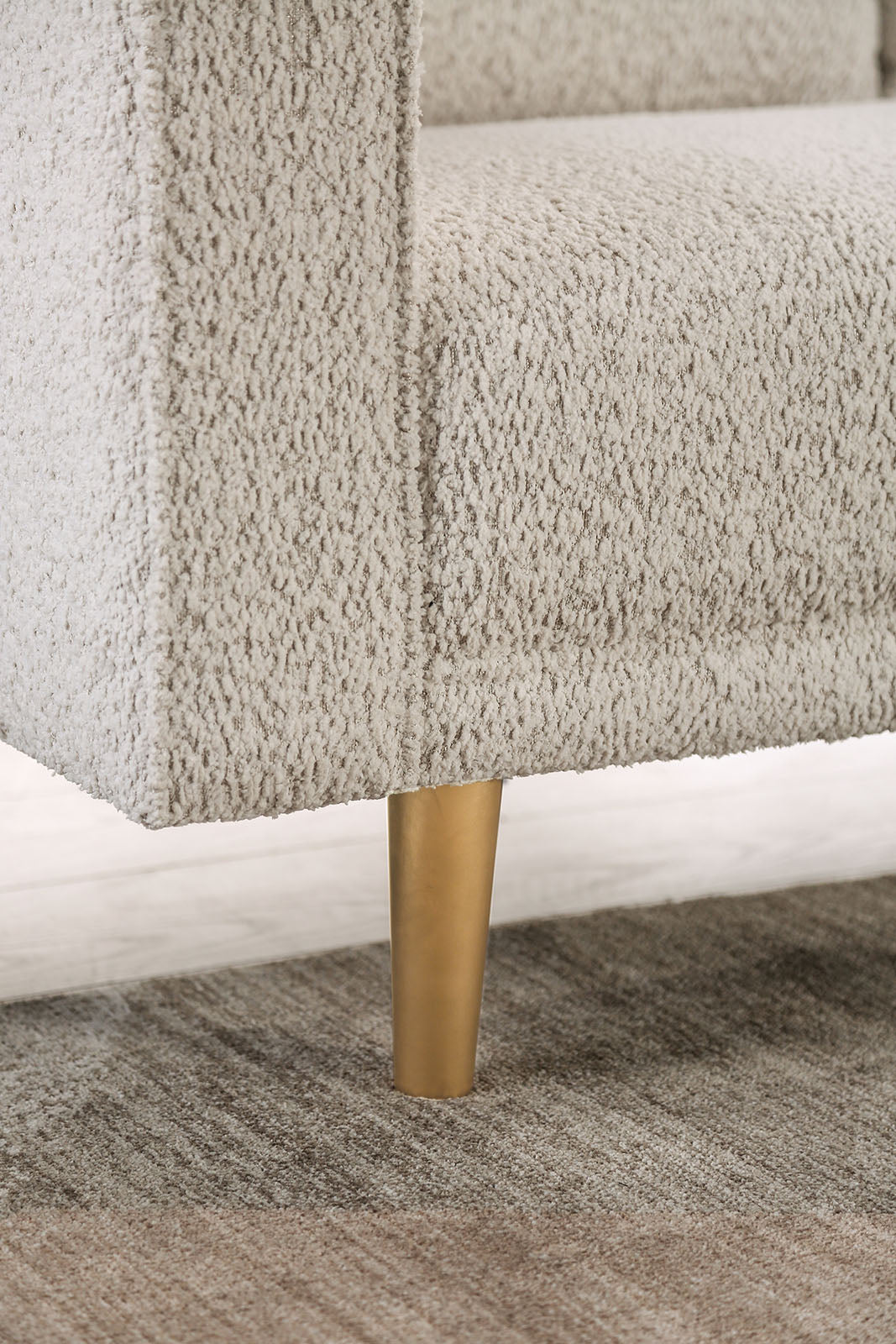 Elverum Off-White Sofa & Loveseat