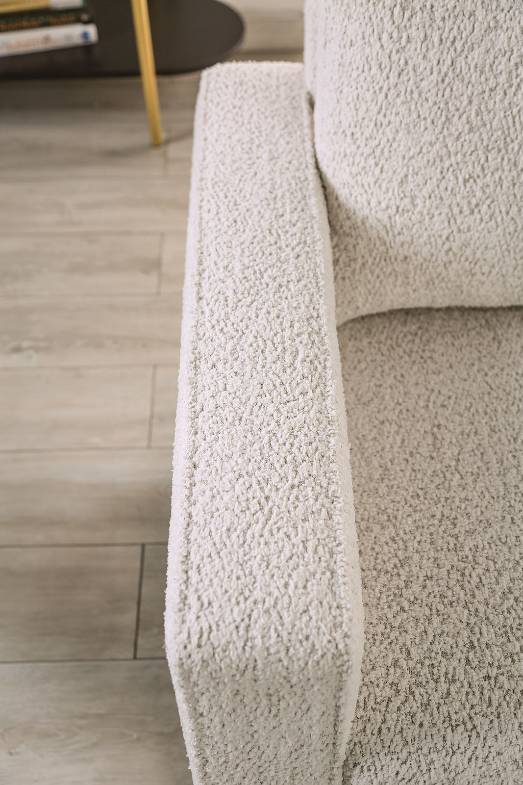 Elverum Off-White Sofa & Loveseat