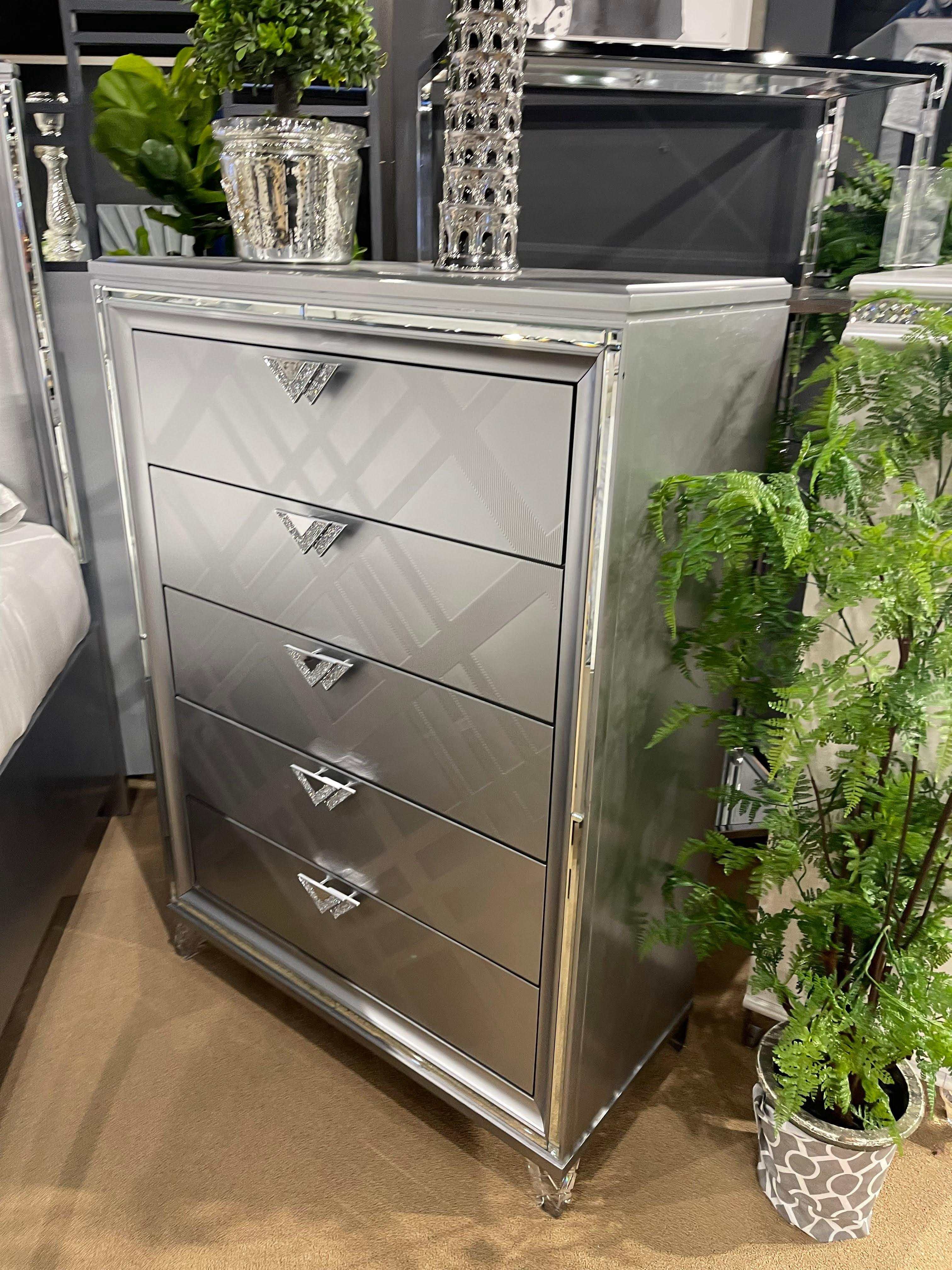 Emmeline Silver Chest