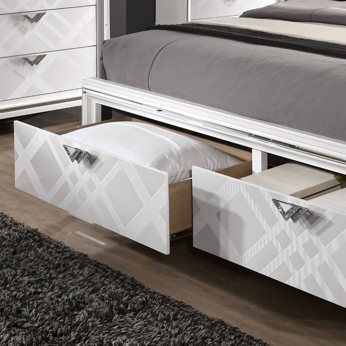 Emmeline White California King Bed w/ HB LED Lights & FB Drawers