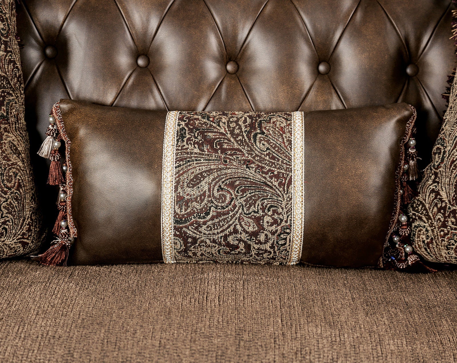 Ensenada Dark Cherry/Brown Loveseat