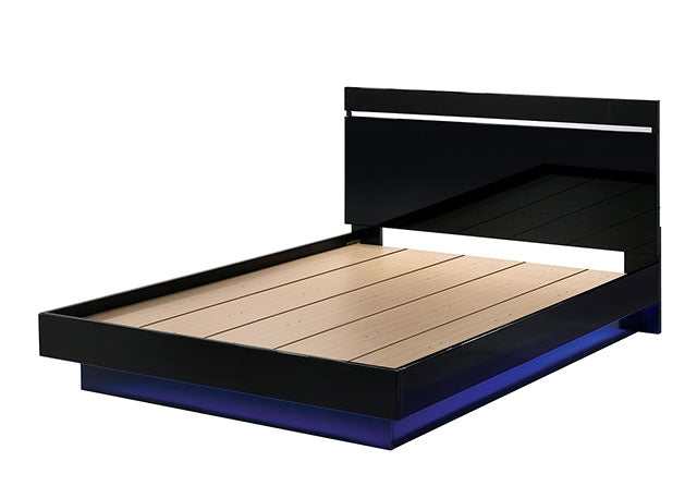 Erlach Black/Chrome Eastern King Bed